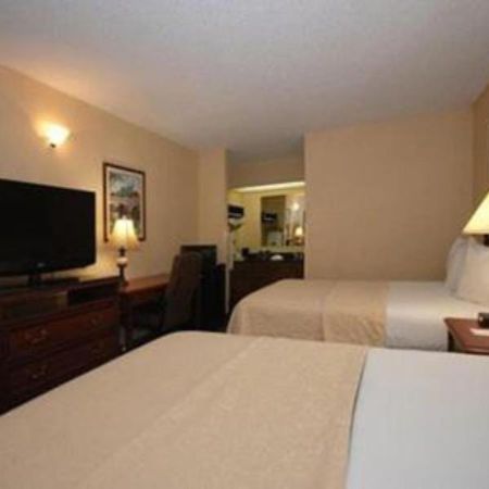 Quality Inn Бейнбридж Экстерьер фото