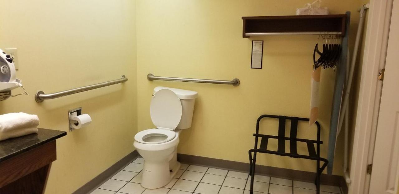 Quality Inn Бейнбридж Экстерьер фото